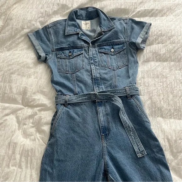 Abercrombie and Fitch 90s Relaxed Denim Jumpsuit Medium Tall - Picture 3 of 8